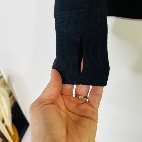 Athleta Black V Neck Pullover Sz SM Sweatshirt - Picture 3 of 5